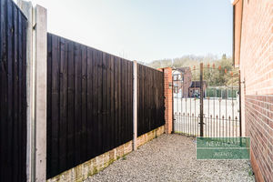 Photo 13- click for photo gallery